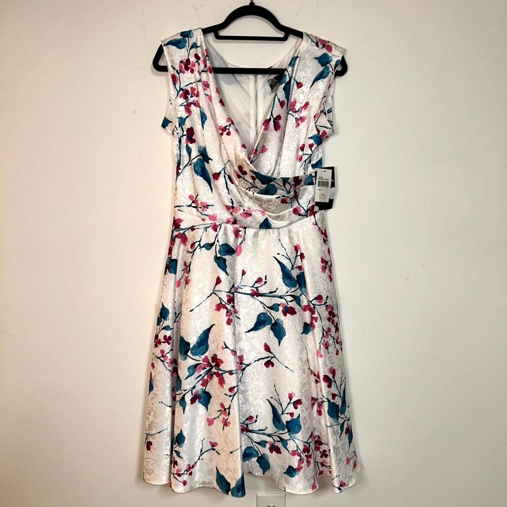 Maison Tara Midi Dress Women 10 Cream Floral Jacquard Fit & Flare Cocktail Party